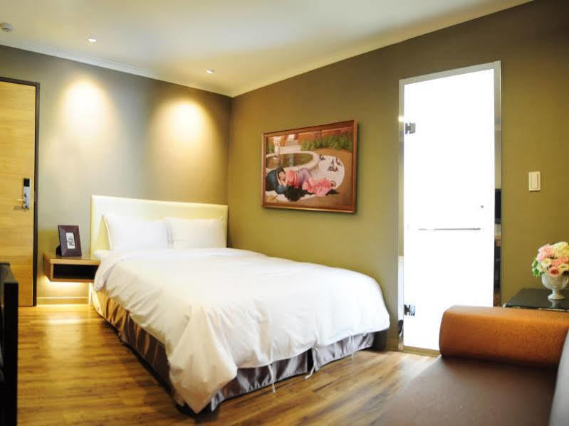 การ์เด้น โฮเต็ล ไทชัง Hotel ไถจง ภายนอก รูปภาพ