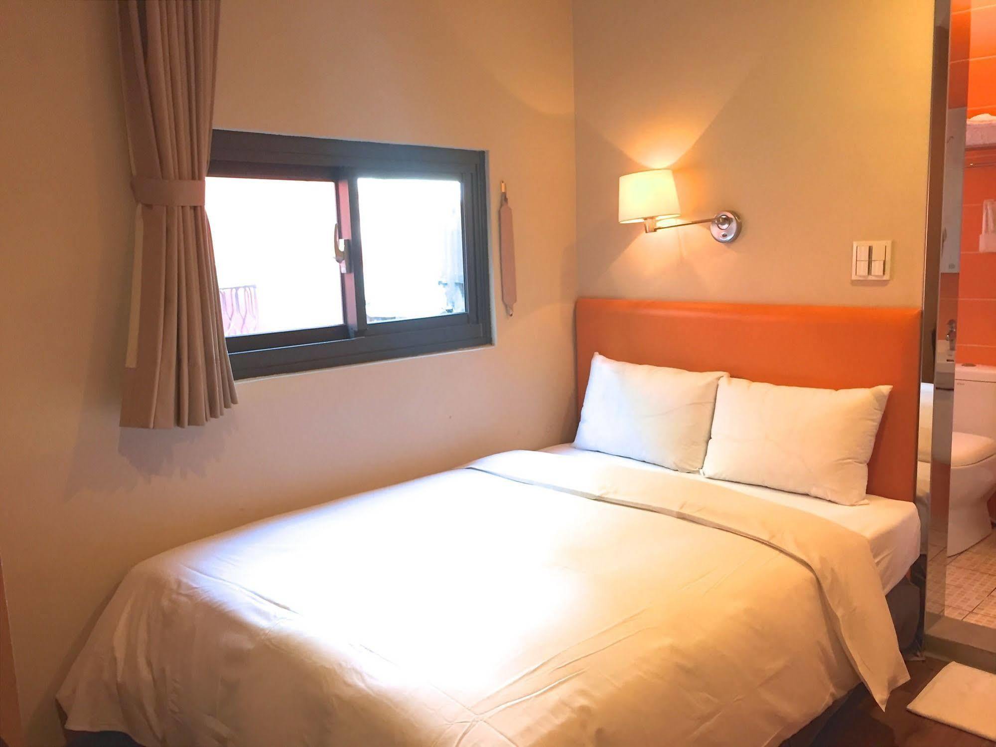 การ์เด้น โฮเต็ล ไทชัง Hotel ไถจง ภายนอก รูปภาพ