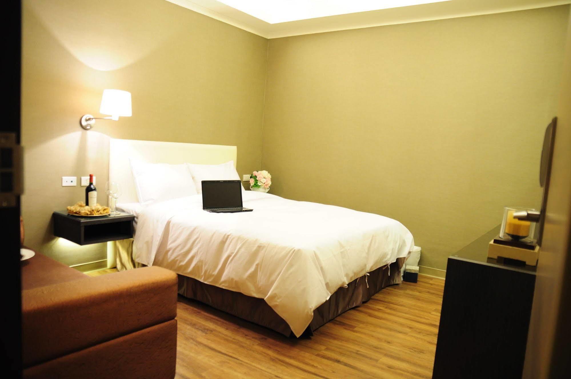 การ์เด้น โฮเต็ล ไทชัง Hotel ไถจง ภายนอก รูปภาพ