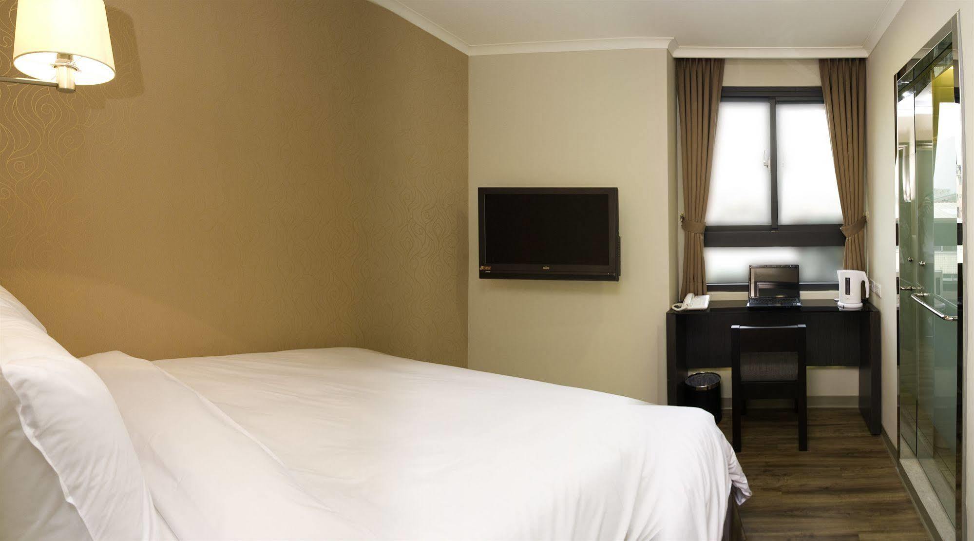 การ์เด้น โฮเต็ล ไทชัง Hotel ไถจง ภายนอก รูปภาพ